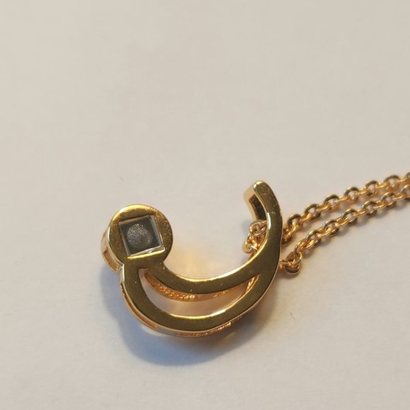 Projection I Love You Necklace, Letter C - Picture 8 of 14